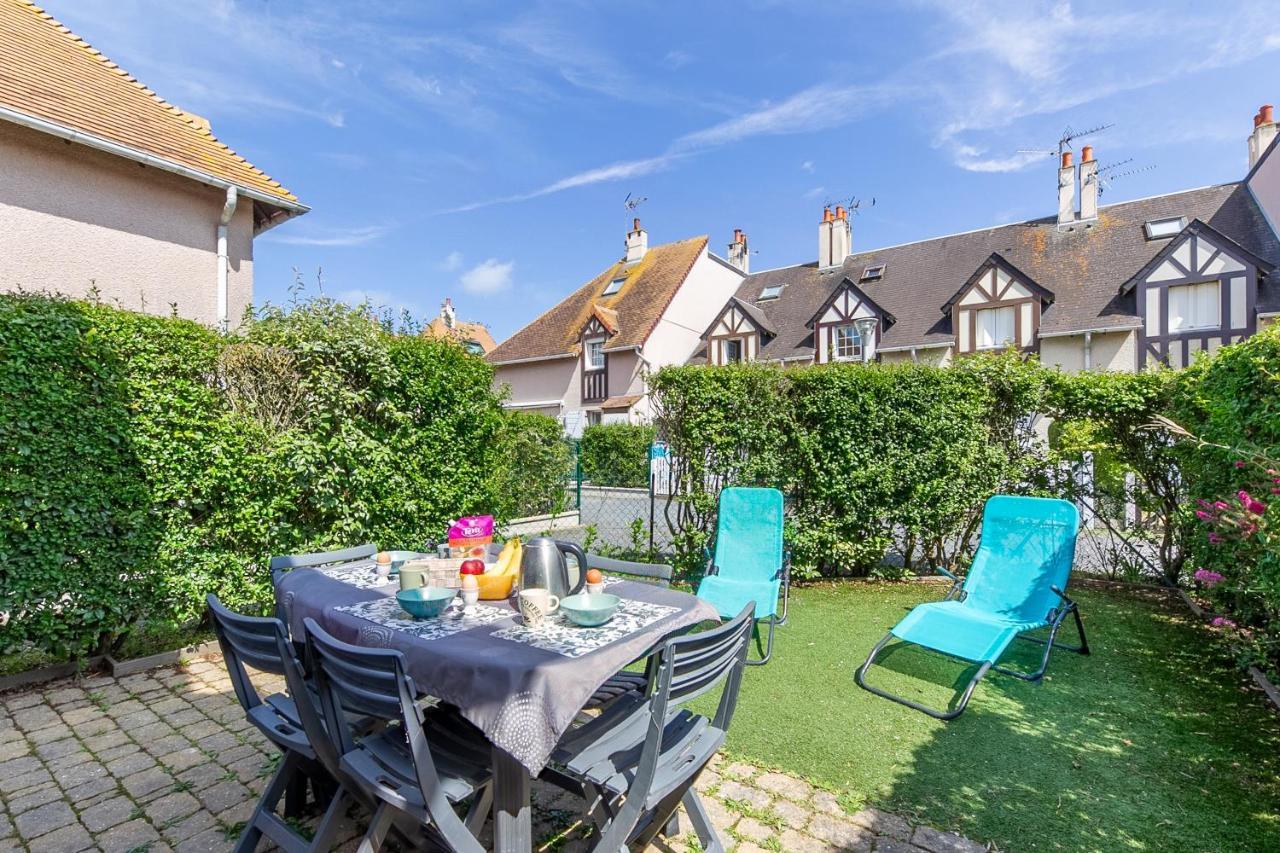 Azul - Maison Avec Jardin A 200M De La Plage Courseulles-sur-Mer Exterior foto